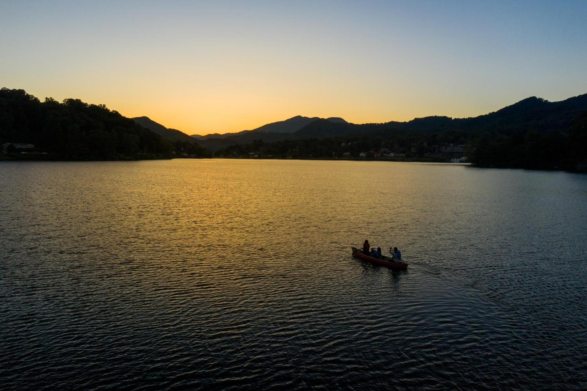 Апартаменты Mountain Peace II Lake Junaluska Экстерьер фото